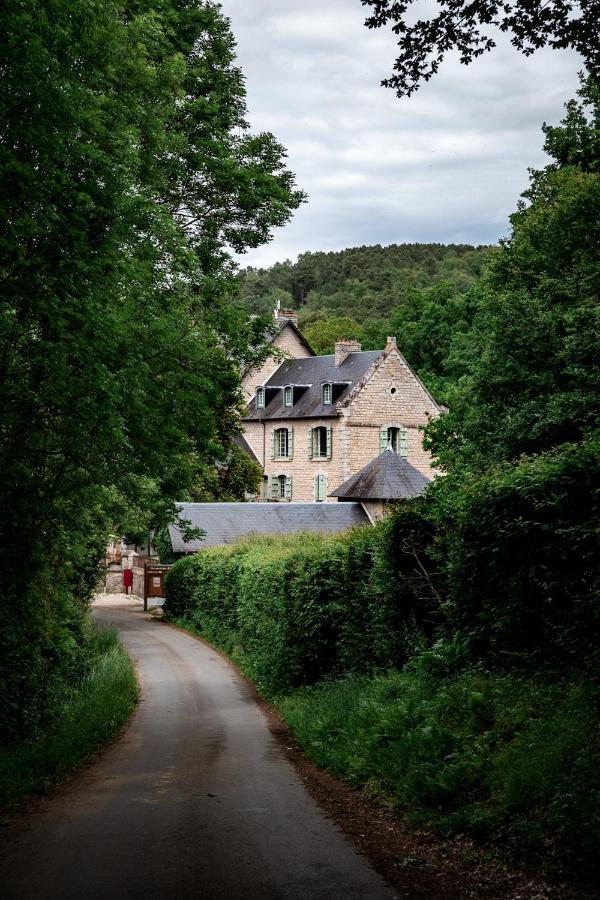 La Maison Du Gasseau Bed & Breakfast Saint-Léonard-des-Bois Exterior photo